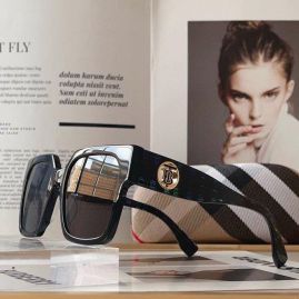 Picture of Burberry Sunglasses _SKUfw47371285fw